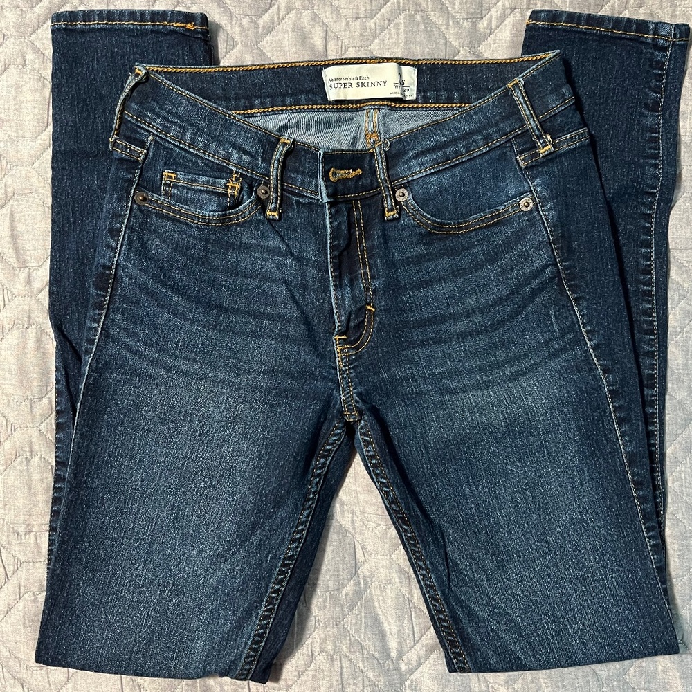 Abercrombie dark wash skinny jeans